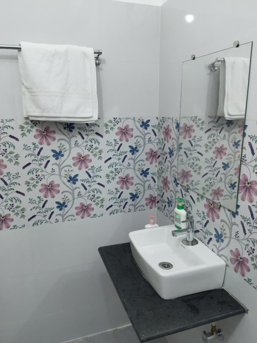 Standard Room - Image 5