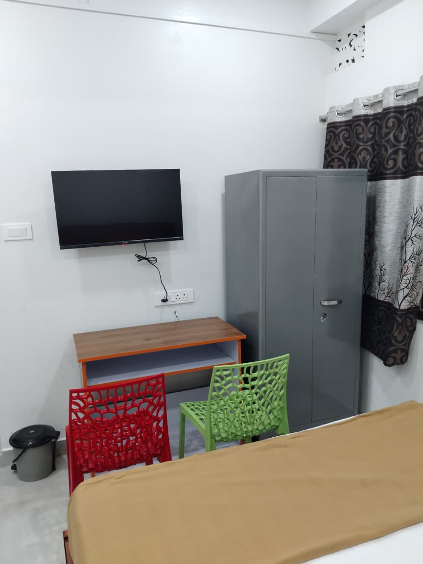 Standard Room - Image 2