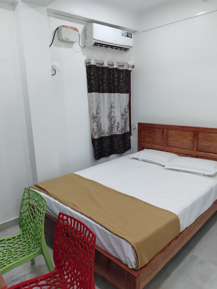 Standard Room - Image 7