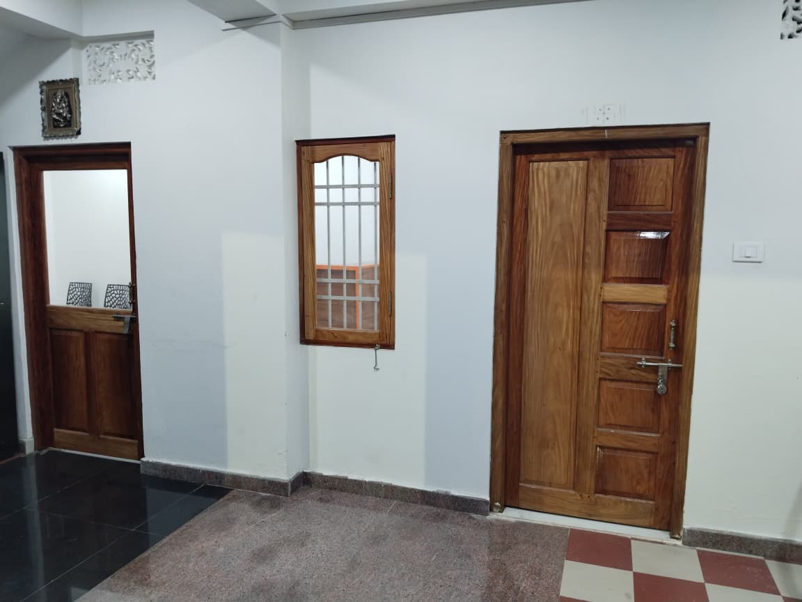 Standard Room - Image 6